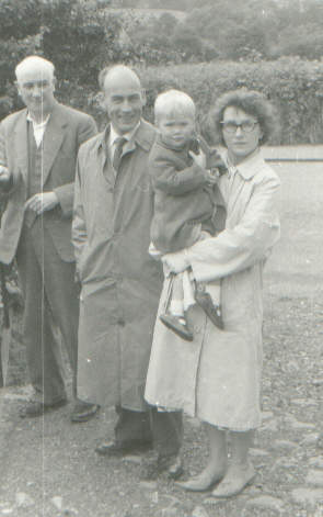 Me, Dad & Mum, 1962